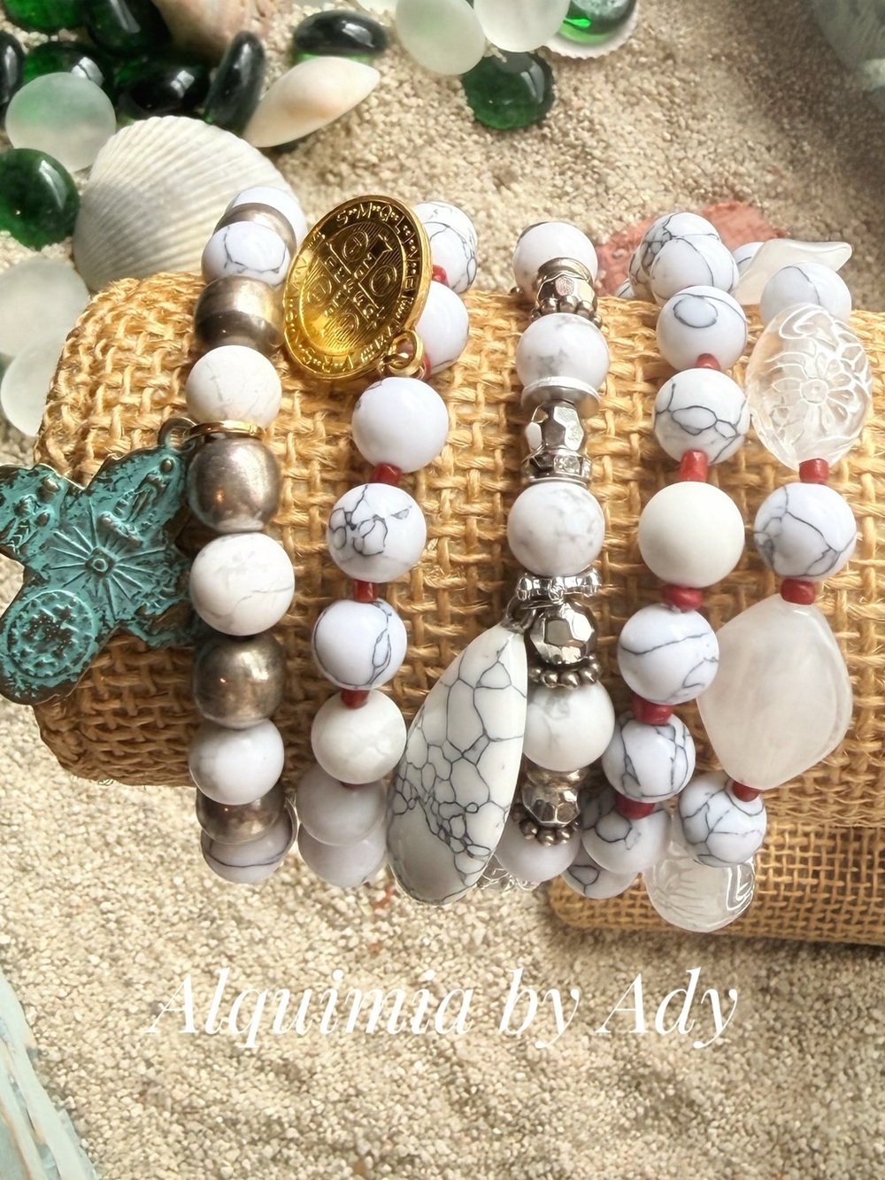 Alquimia White Howlite & Mixed Charm Stretch Bracelet Set
